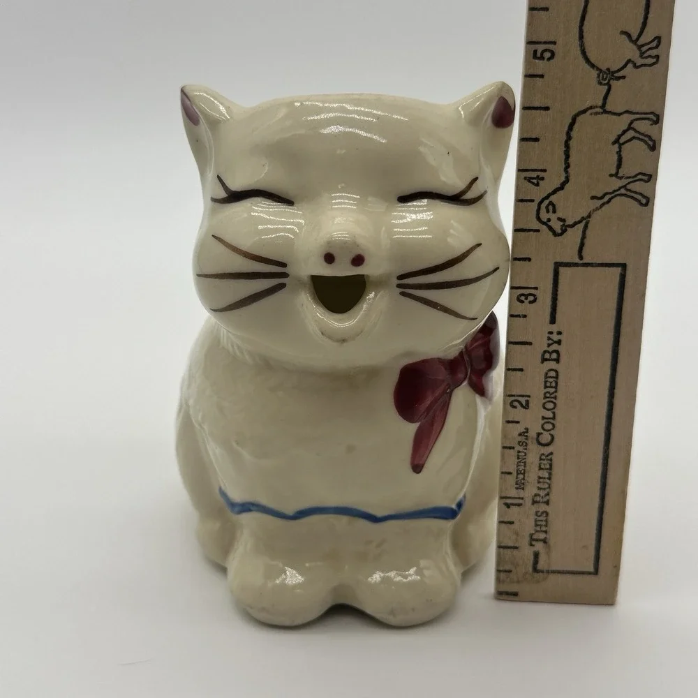 Vintage Shawnee Pottery Puss And Boots Cat Creamer Pitcher